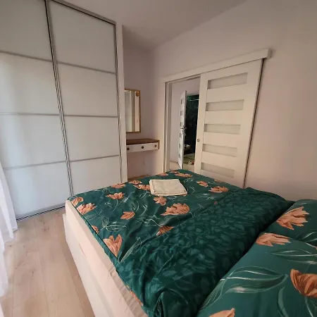Apartament *